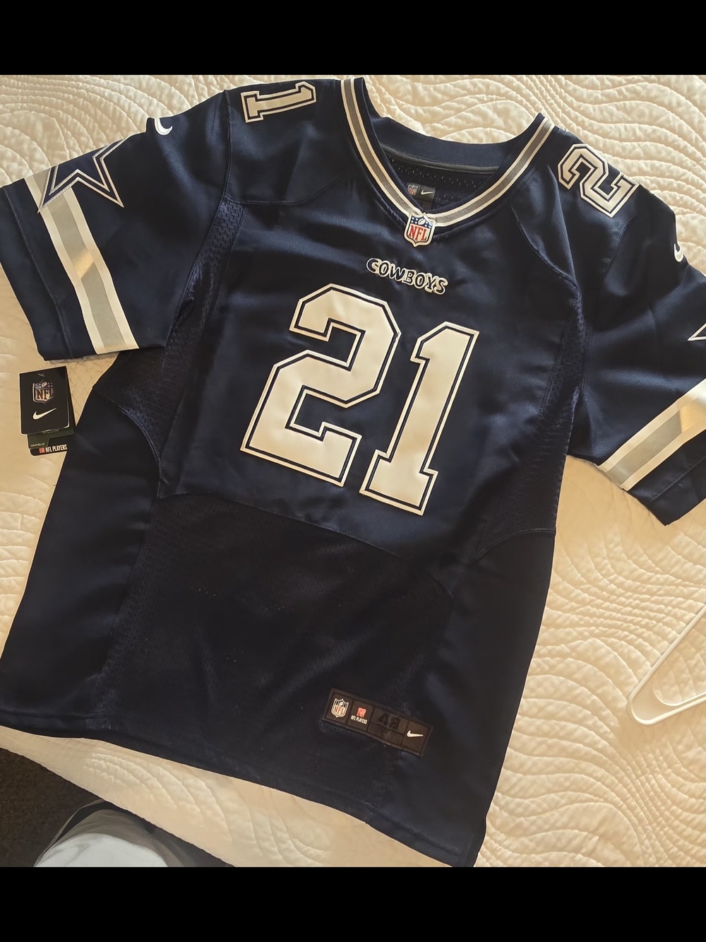 Nike MENS Navy and White Ezekiel Elliott #21 Football Jersey - Picture 4 of 7